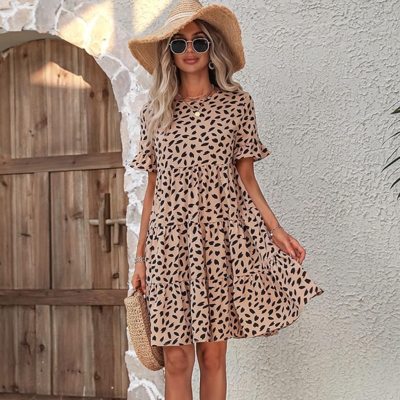 Summer Casual Boho Dress Womens Small Tan Black Short Sleeve Ruffled Tiered Hem - Picture 1 of 9